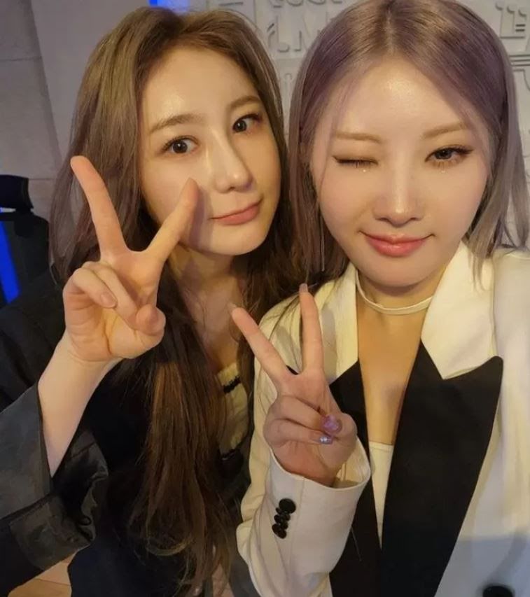Lee Chaeyeon Menjadi Topik Hangat Online Setelah Transformasi Dramatis
